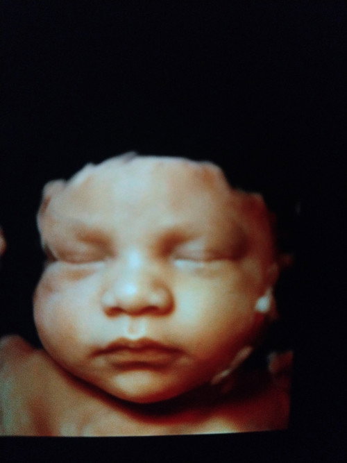 Saje bertnya2 dn berbual tetng baby bakal lahir