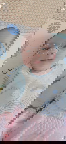 em bé của mẹ