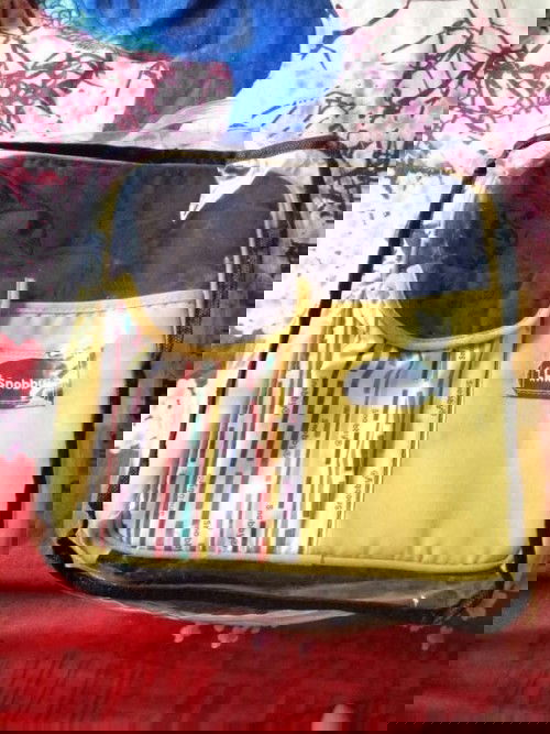 Daripada nganggur di jual aja buat beli pampers baby