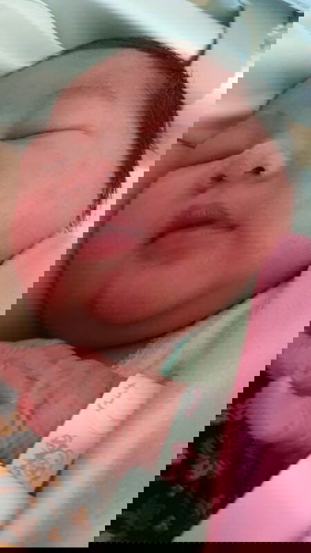 Alhamdulillah telah lahir secara Persalinan Normal meski Mata Minus Tinggi