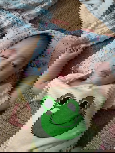 Ú òa con đã ngủ