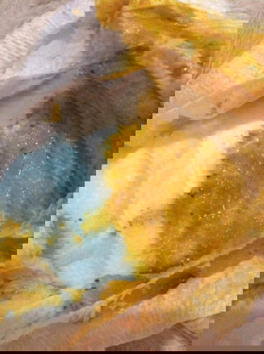 Hello po sino po naka experience ung baby may poop na ganito?Parang may blood, normal po ba ito?