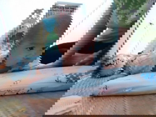 Các mom giúp em với ạ