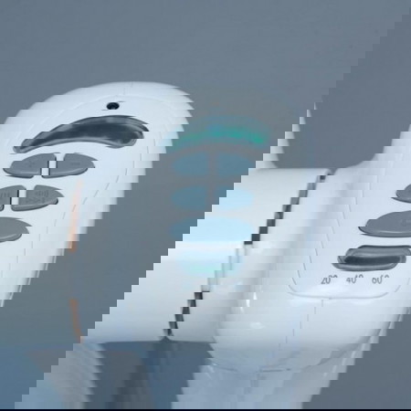 เปลไกวไฟฟ้า Fico