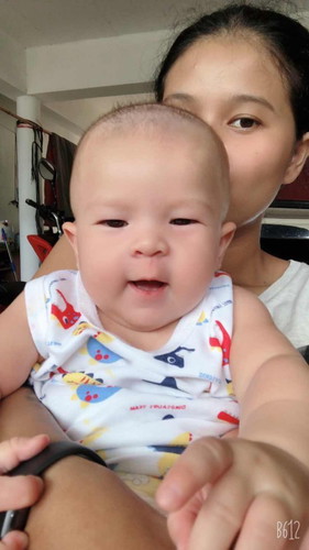 น้องทานนมน้อยค่ะ