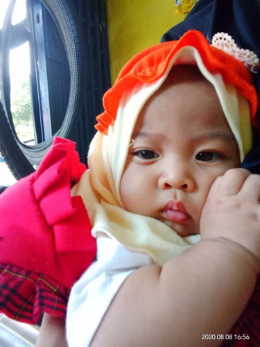 5 bulan 5 hari bb nya 8,5