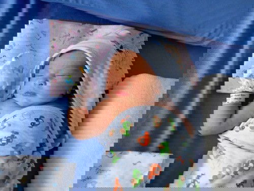 หลังจากที่อยู่ในนี่มานาน น้องแตกแล้วค่ะ. แต่ลงช้าไปหน่อย