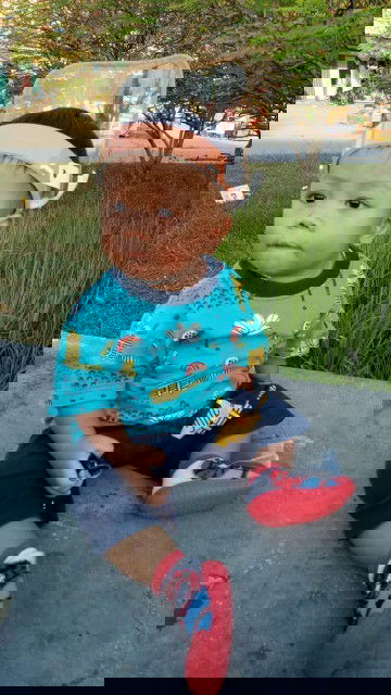 Minum dengan sedotan