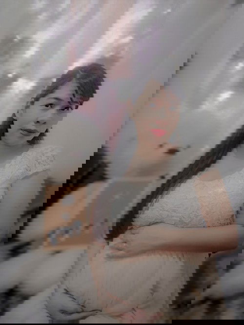 DIY Maternity photoshoot