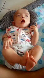 Dari baru lahir smpai umr 3bln seht sllu,stlh 7bln ke atas sakit" trus