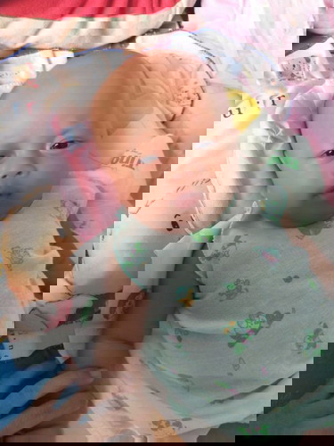 มีคนแม่บ้านไหนลูก 3 เดือนแล้วคอยังไม่แข็งบ้างไหมค่ะ