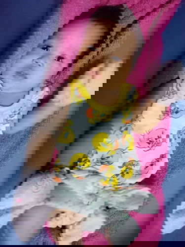 ให้ลูกกินนมผง ควบคู่กับนมแม่ จะได้ไหมค่ะ คือว่าตอนนี้น้องได้2เดือนแล้วค่ะ