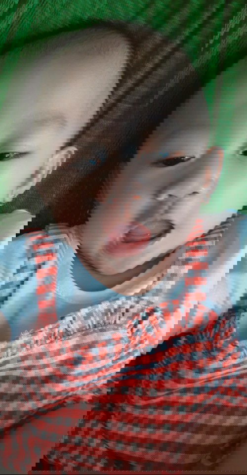 Ăn cơm nhà lo chuyện người ta