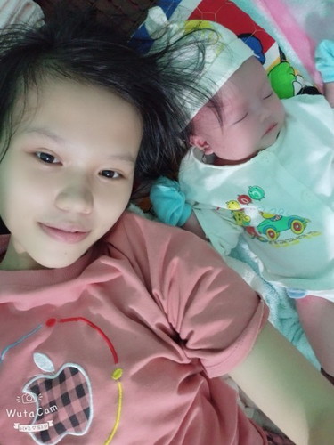 Bé CHUỘT 26 ngày tuổi. Các cô thấy con cung ko nè 🥰