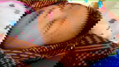 berbagi kebahagiaan...