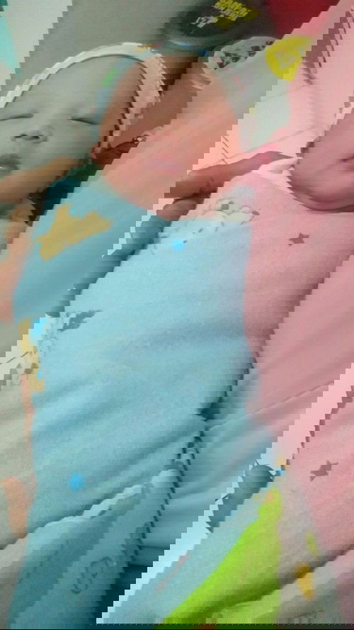 Lahir Normal 3kg tanpa jahitan