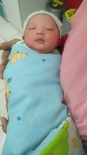 Lahir Normal 3kg tanpa jahitan