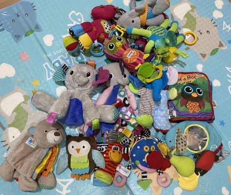 ส่งต่อของเล่นผ้า (ขายแล้ว)