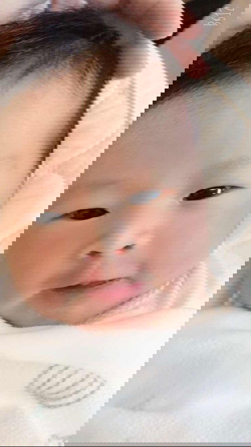 คุณแม่มือใหม่ ไม่รู้วิธีทำให้ลูกหายสะอึกคะ น้องเพิ่งจะ 6 วันเองคะ