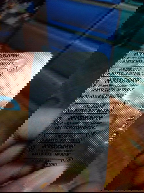 39weeks and 5 days stock at 4cm