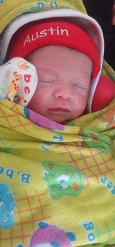 แตกแล้วครับฝรั่งน้อยของแม่