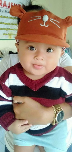 Anak saya umur 5 bln 14 hari bobot nya udah 9 kilo