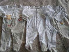 ส่งต่อเสื้อผ้าลูกสาว