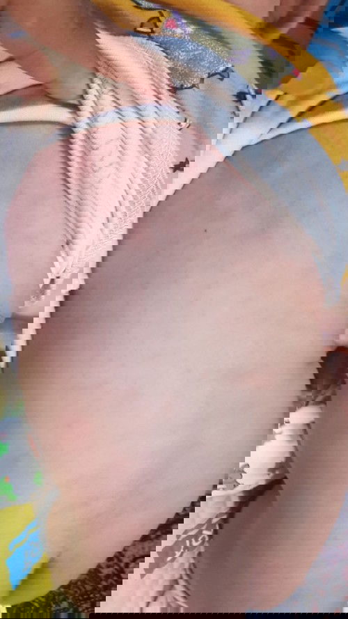 Muncul ruam" merah pada seluruh badan