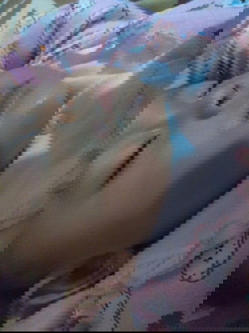 Area mulut merah merah