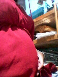 Anak kembar atau ada gejala kembung yahh??