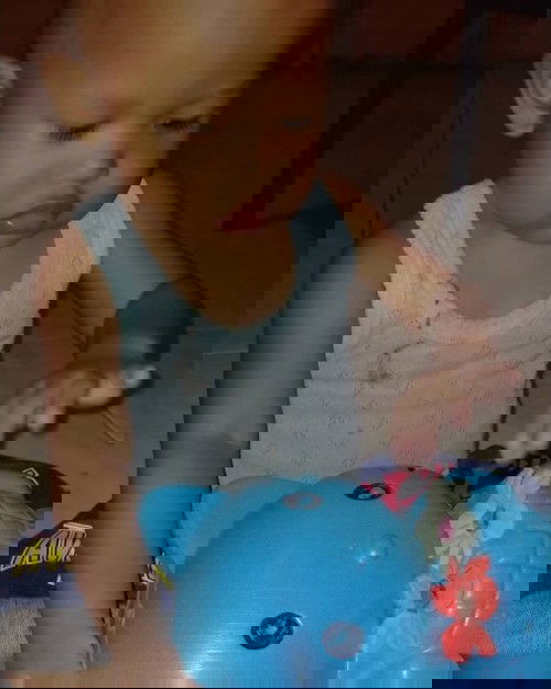 Bermain sehabis mandi😁