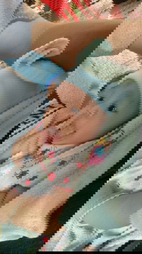 สอบถามแม่ๆหน่อยค่ะลูกเพิ่งไปฉีดวัคซีนมากับมาบ้านอ่ลน้ำอุ่นให้น้องจะเป็นอะไรไหม