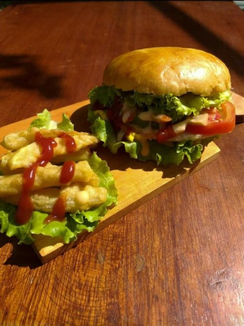 Bumil boleh makan burger??