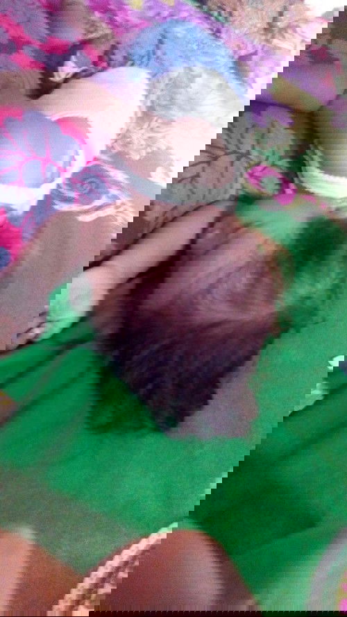 Bunda  mau nanya nih gimna yah biar anak gk betergantungan jajan mohon infonya bunda