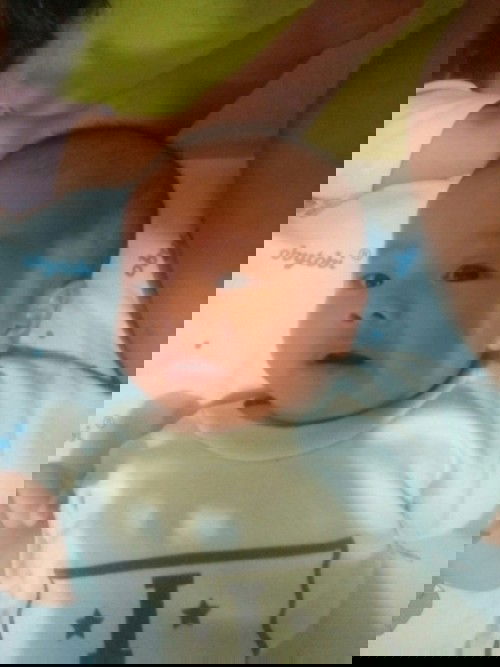 Melatih sistem motorik baby