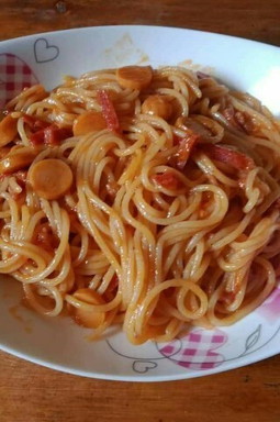 Hamil Makan spageti