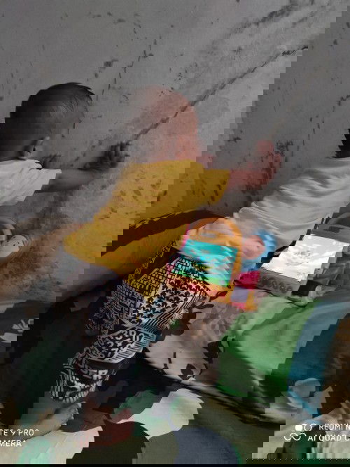 6m16d belajar berdiri