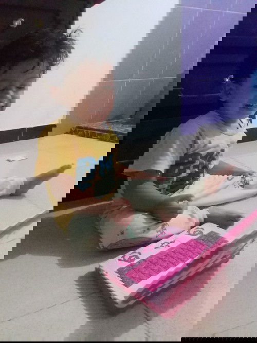 anak belum bisa ngomong