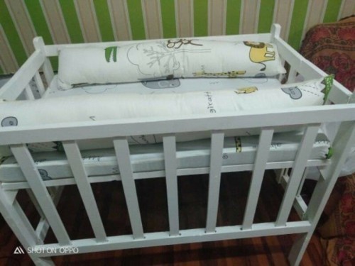 Crib po kayo jan Novaliches area lang po crib lang po