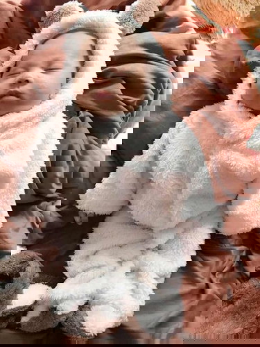 วันนี้น้องได้2เดือนพอดีค่ะ