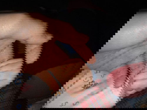 Cerita pentingnya mengASIhi memberikan ASI untuk bayi