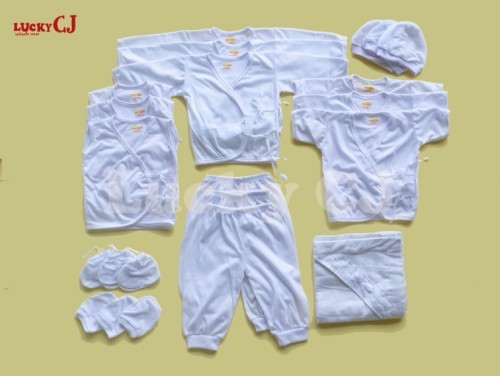 NEWBORN CLOTHES SET