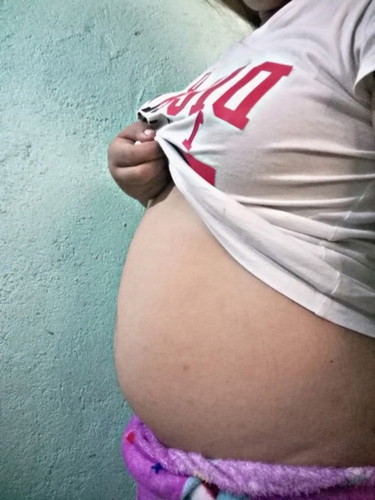 18weeks preggy mga momshies normal lang po ba yung tiyan ko? Chubby po kasi ako at malaki bilbil ko