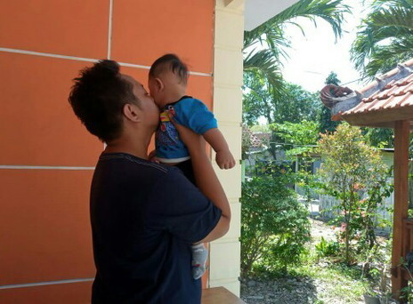 Pentingnya Peran Ayah ASI untuk Kesuksesan MengASIhi