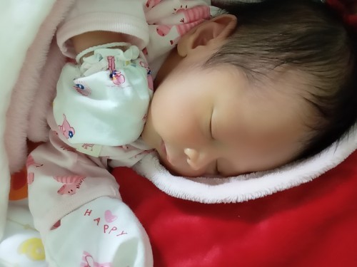 น้องไอวาร์ (ไทย+ไต้หวัน)