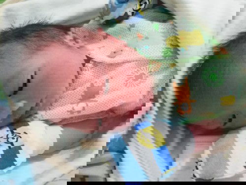 Caiden espino
Edd:oct. 8
Bod:sept. 26
Via normal delivery
3kg