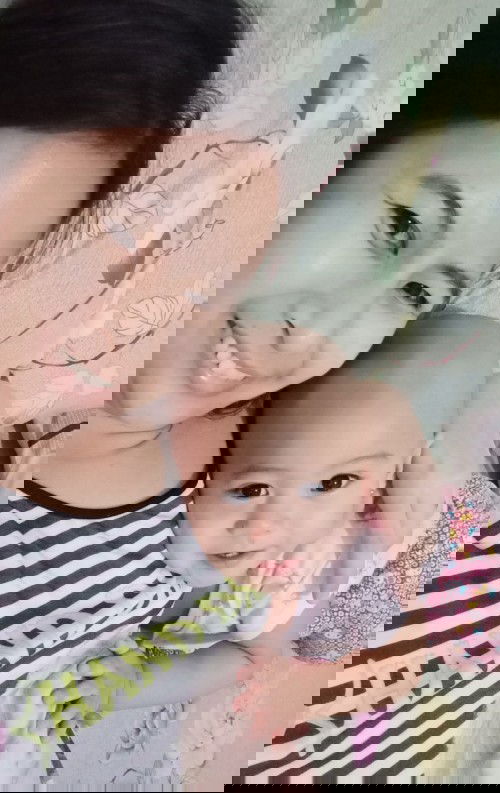 What is the best hair shampoo at oil for babies hair growth. Manipis hair ni baby kya kinalbo nmin.