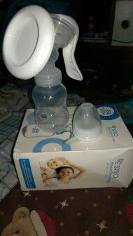 Breast pump