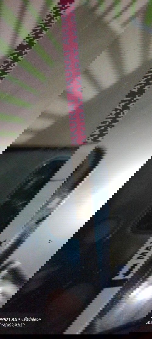 Kemaren coba kebidan bidan bilang kalau saya GK hamil dan itu test ya negatif 😓😓ya Allah