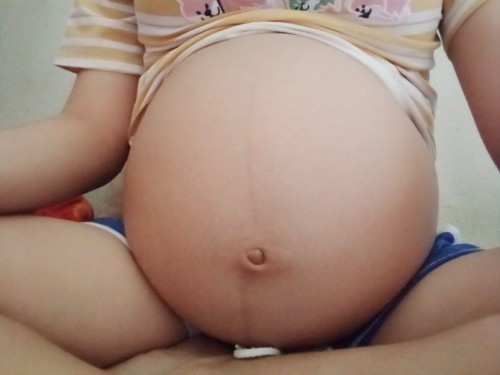 อยากทราบว่าท้องแบบนี้ผู้หญิงหรือผู้ชายค่ะ